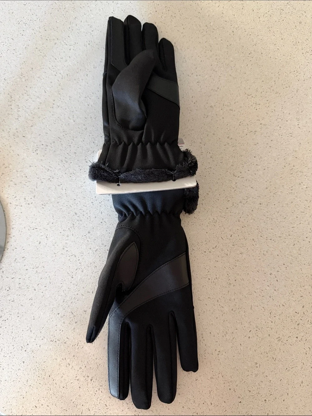 Isotoner Smart Dri Black Gloves Repels Rain and Snow Without Harmful Chemicals